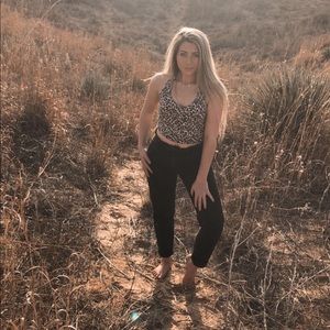 Meet your Posher, Alyson